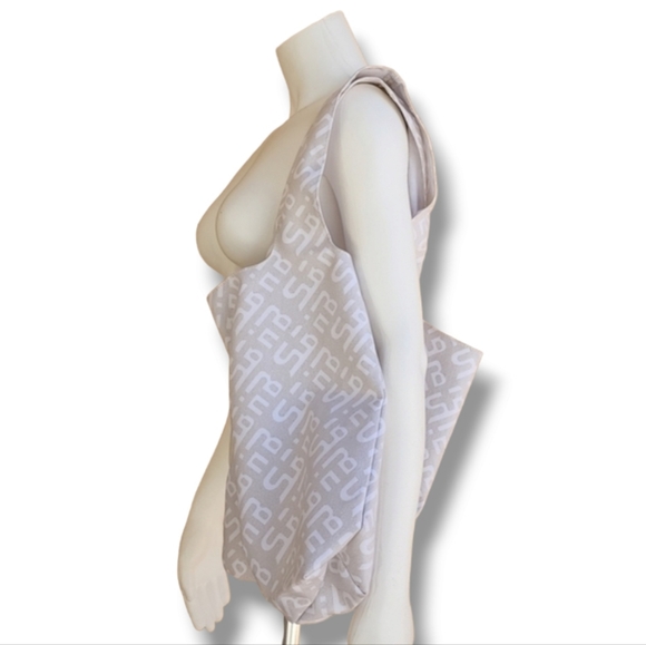 SWEATY BETTY x HALLE BERRY Logo Canvas Cotton Tote Bag Purse Carryall Gym Travel - Picture 2 of 16